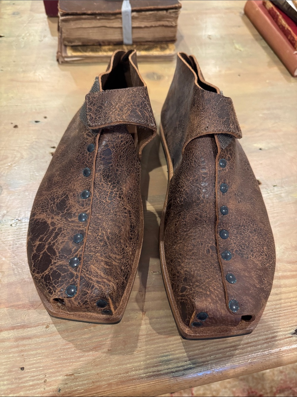 Vintage Women’s Cydwoq Handcrafted Brown Leather Strap Slip-On Shoes